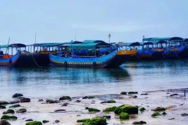 廣西京族三島<a href='http://m.w33yw.com/' target=_blank>旅游攻略</a>