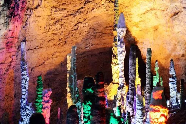 張家界黃龍洞景區(qū)開(kāi)放時(shí)間2022 附游玩攻略